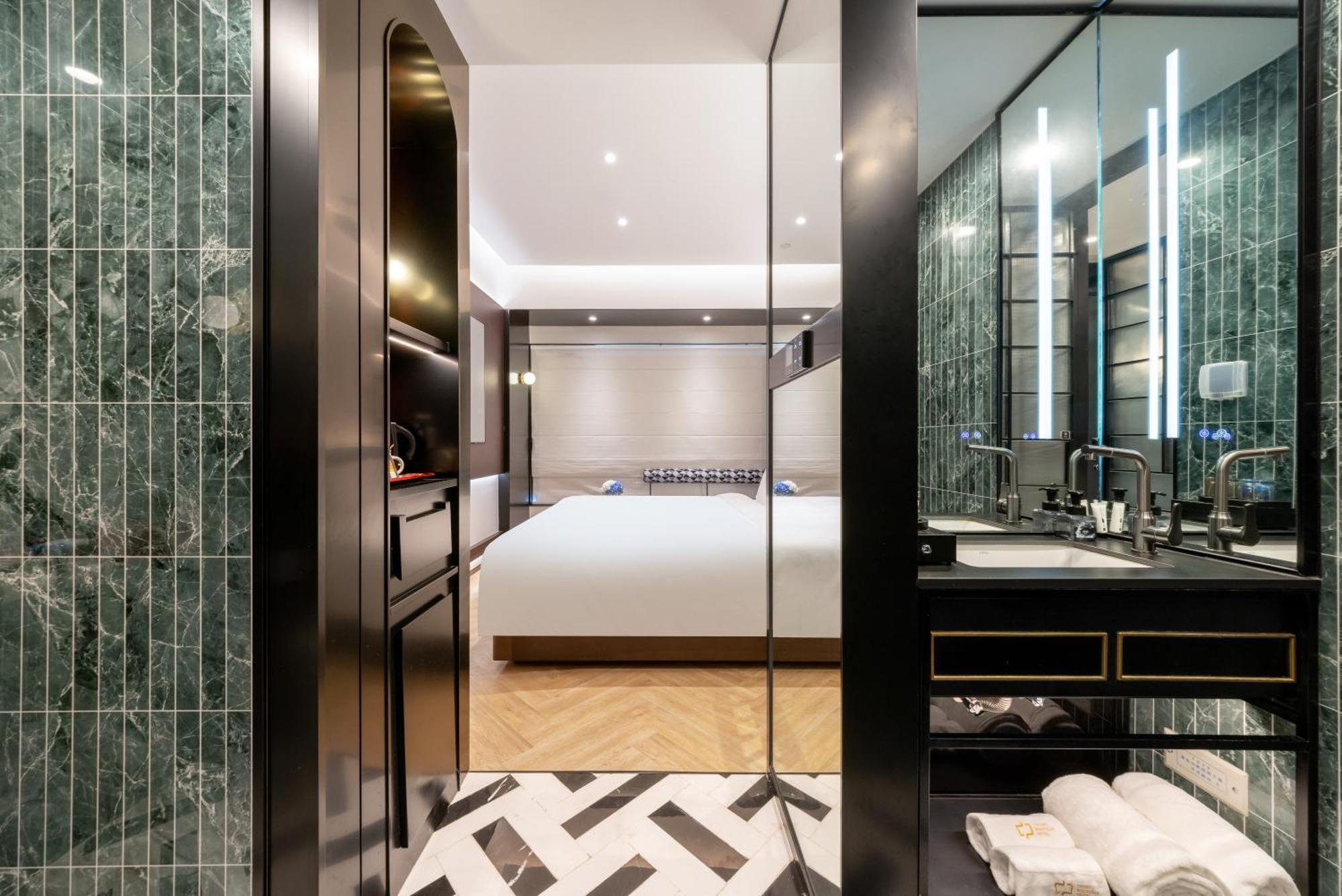 Beijing Tangfu Sanlitun Boutique Hotel---Breakfast, Restaurant And Bar, Close To Tian'Anmen Square Forbidden City Temple Of Heaven, Laundry, Gym, Robot, Ticket Service, Located In City Center Metro Line 2, One Station To Airport Express Buitenkant foto