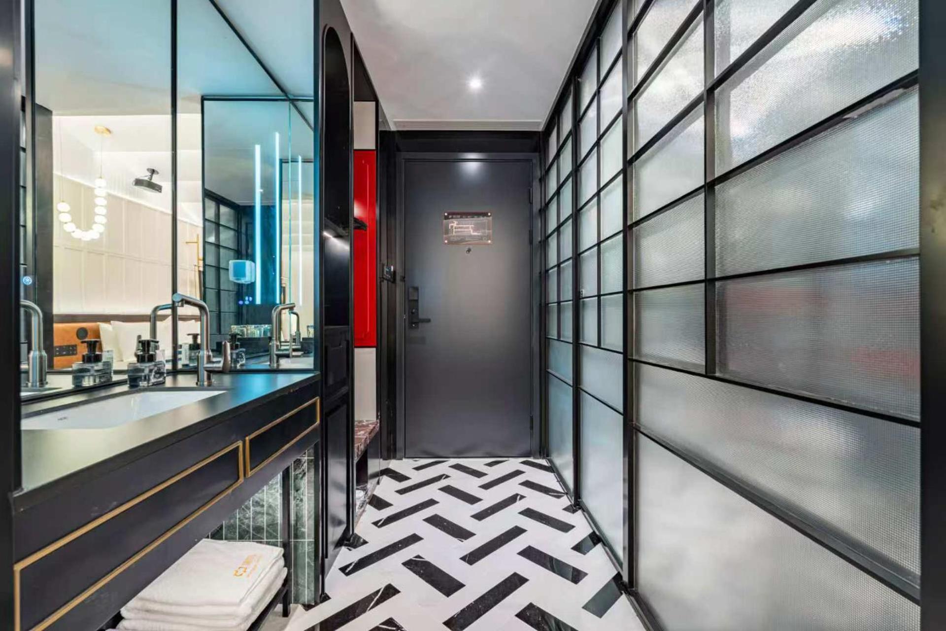 Beijing Tangfu Sanlitun Boutique Hotel---Breakfast, Restaurant And Bar, Close To Tian'Anmen Square Forbidden City Temple Of Heaven, Laundry, Gym, Robot, Ticket Service, Located In City Center Metro Line 2, One Station To Airport Express Buitenkant foto